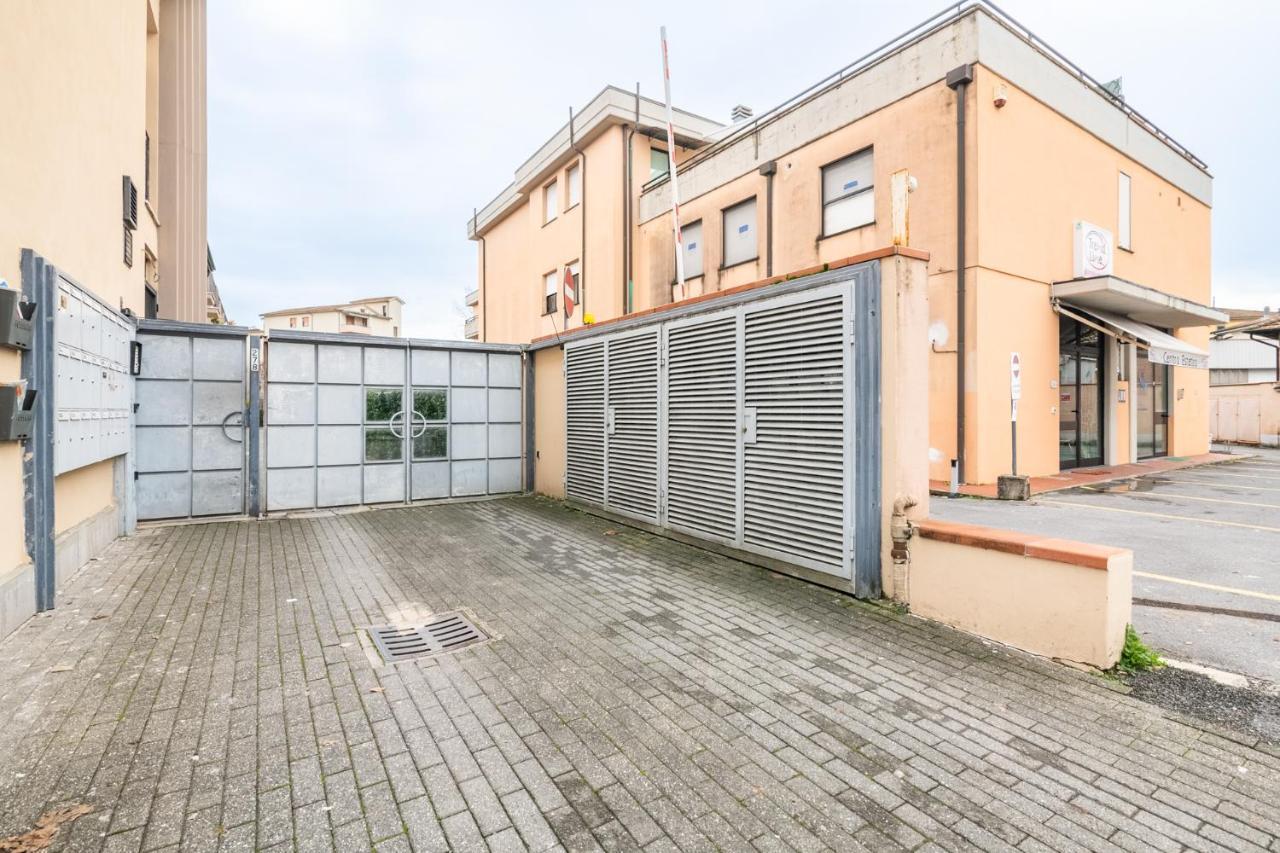 Appartamento Le Cornici Lucca Eksteriør billede